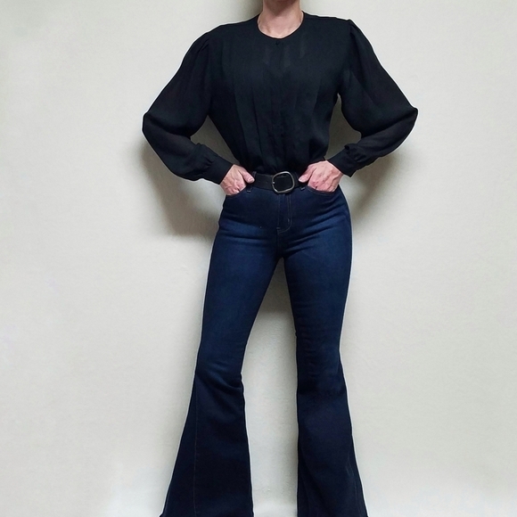 Vintage 70s Diane Von Furstenberg Black Sheer Chiffon Pleated Button Up Blouse 8 - Picture 2 of 16